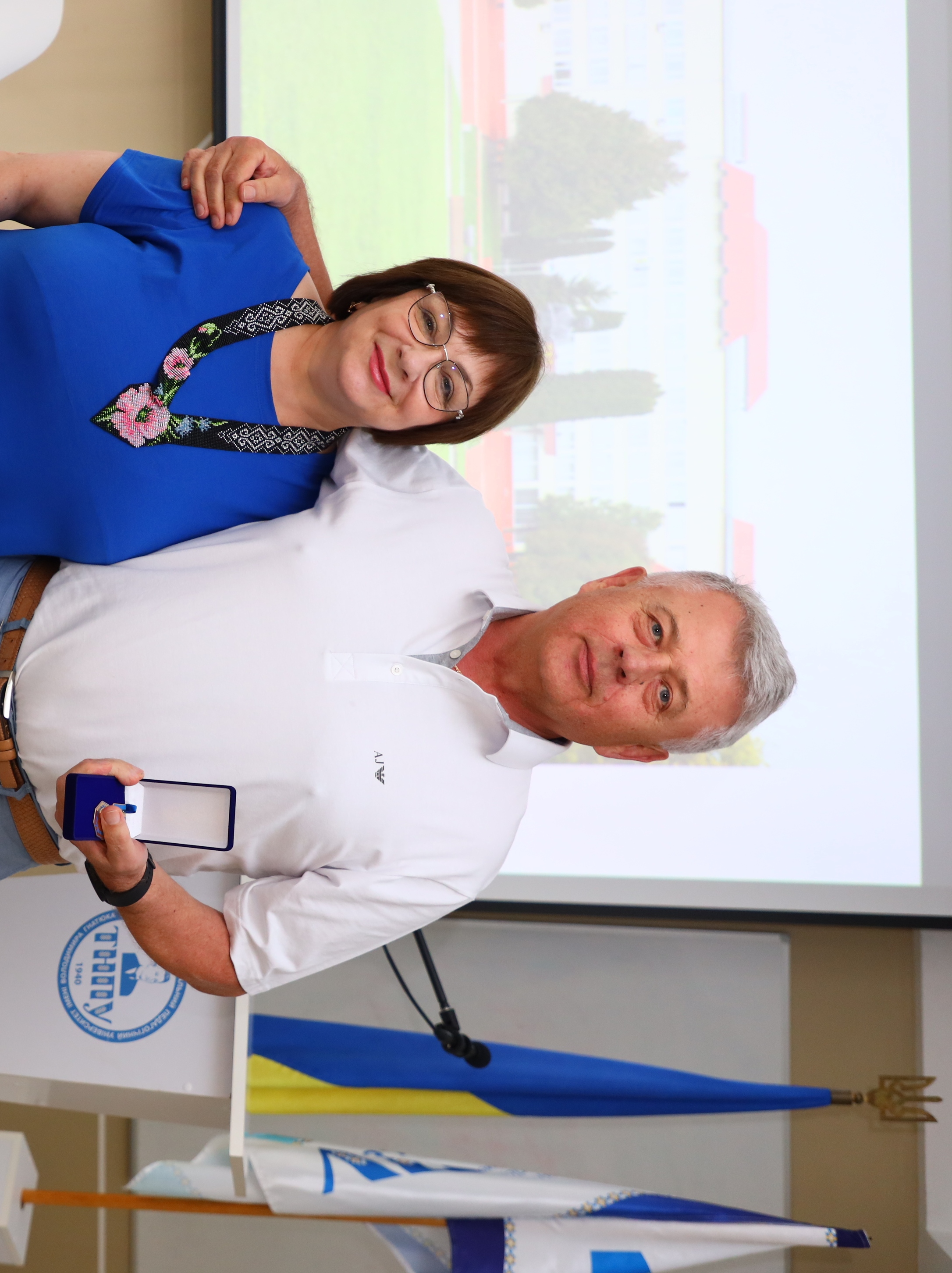 Нагородження іменною відзнакою університету Валерія Федорейка